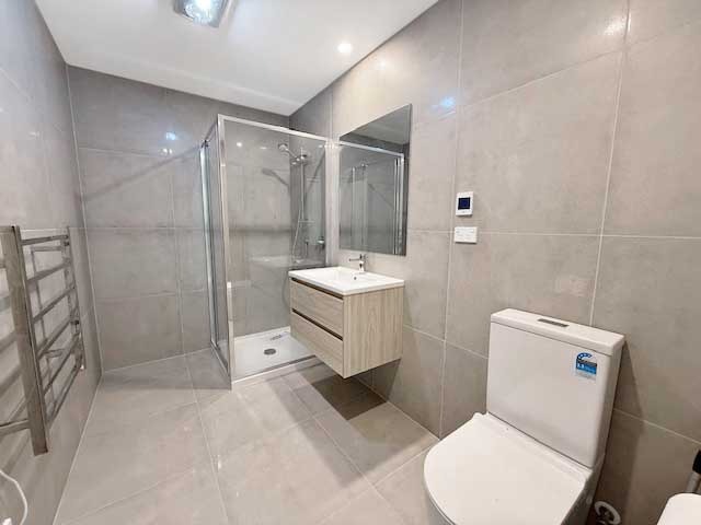 SHE'S MOD, SHE'S CHICK, SHE'S CENTRAL - 2 BEDS, 2 BATH - MILLWATER photo