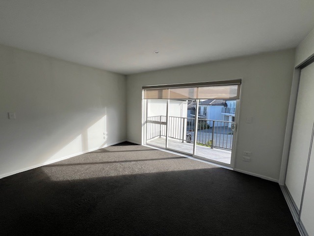 SPACIOUS TOWNHOUSE -4 BEDROOMS-MELIA PLACE photo