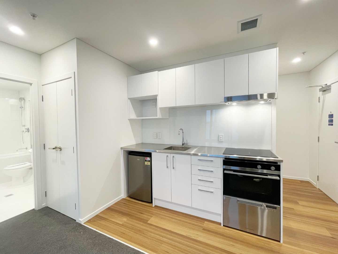 Newly renovated One Bedroom apartment with Bonus Living Area photo