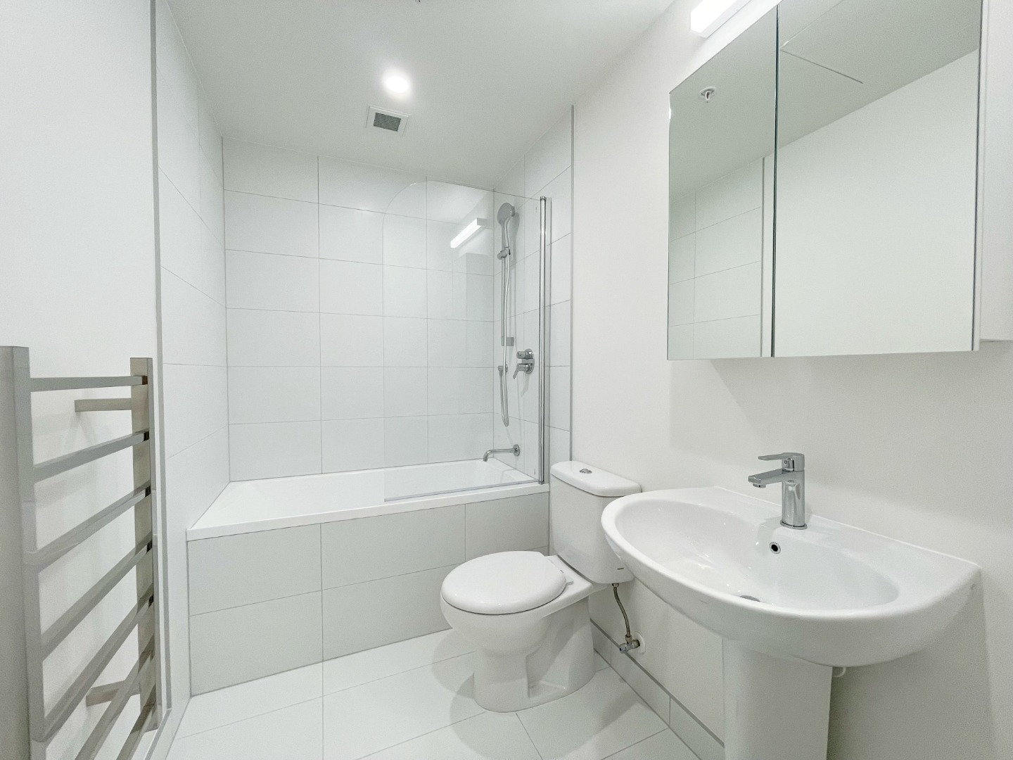 Newly renovated One Bedroom apartment with Bonus Living Area photo