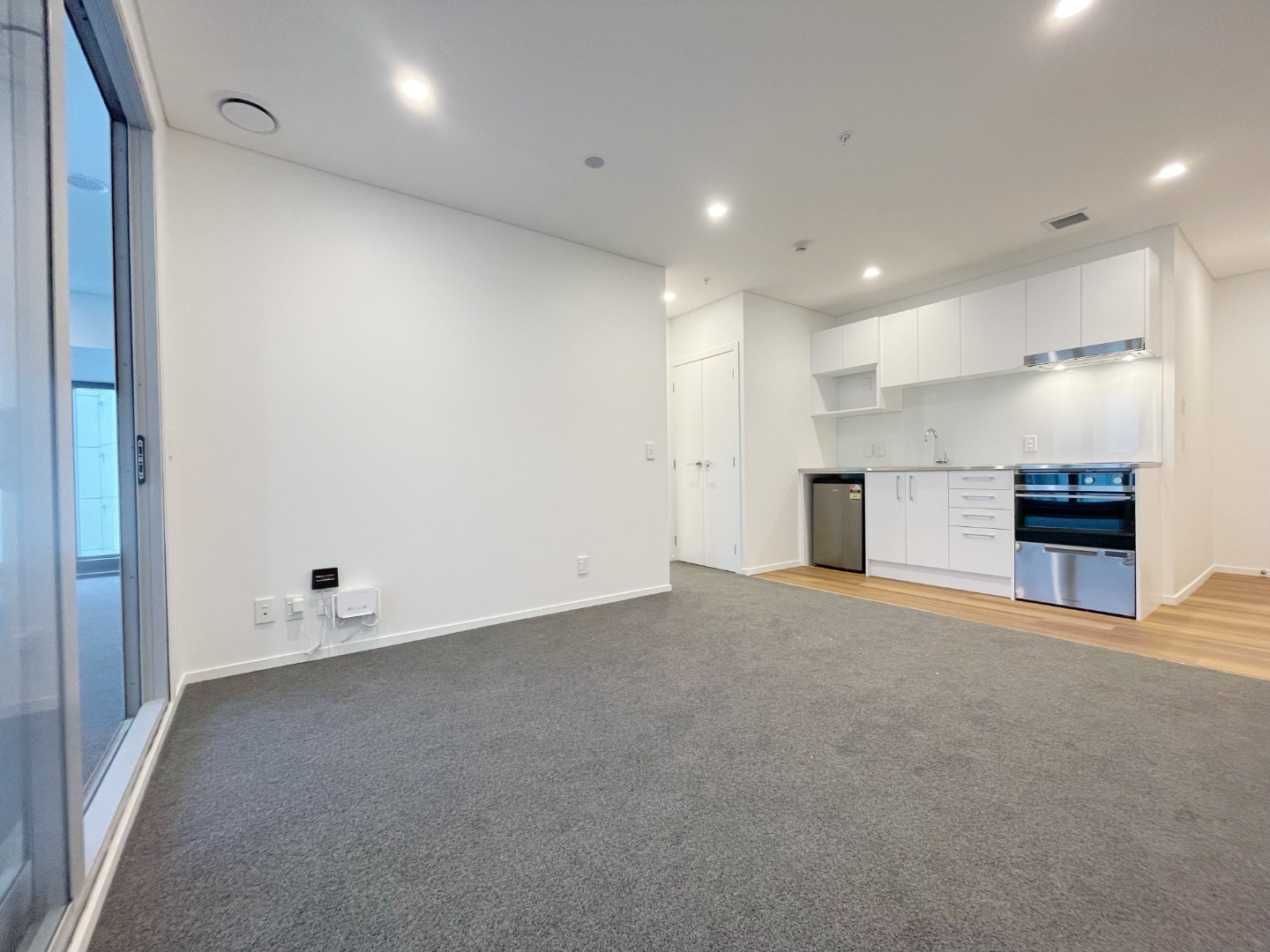 Newly renovated One Bedroom apartment with Bonus Living Area photo