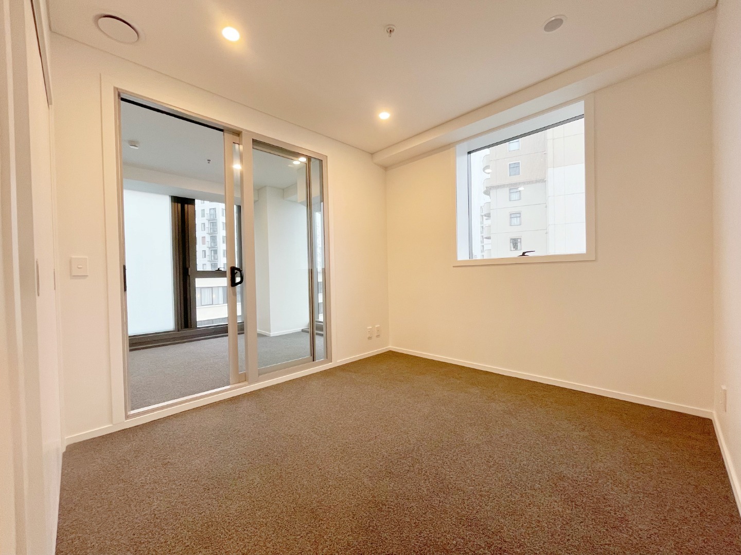 Newly renovated One Bedroom apartment with Bonus Living Area photo