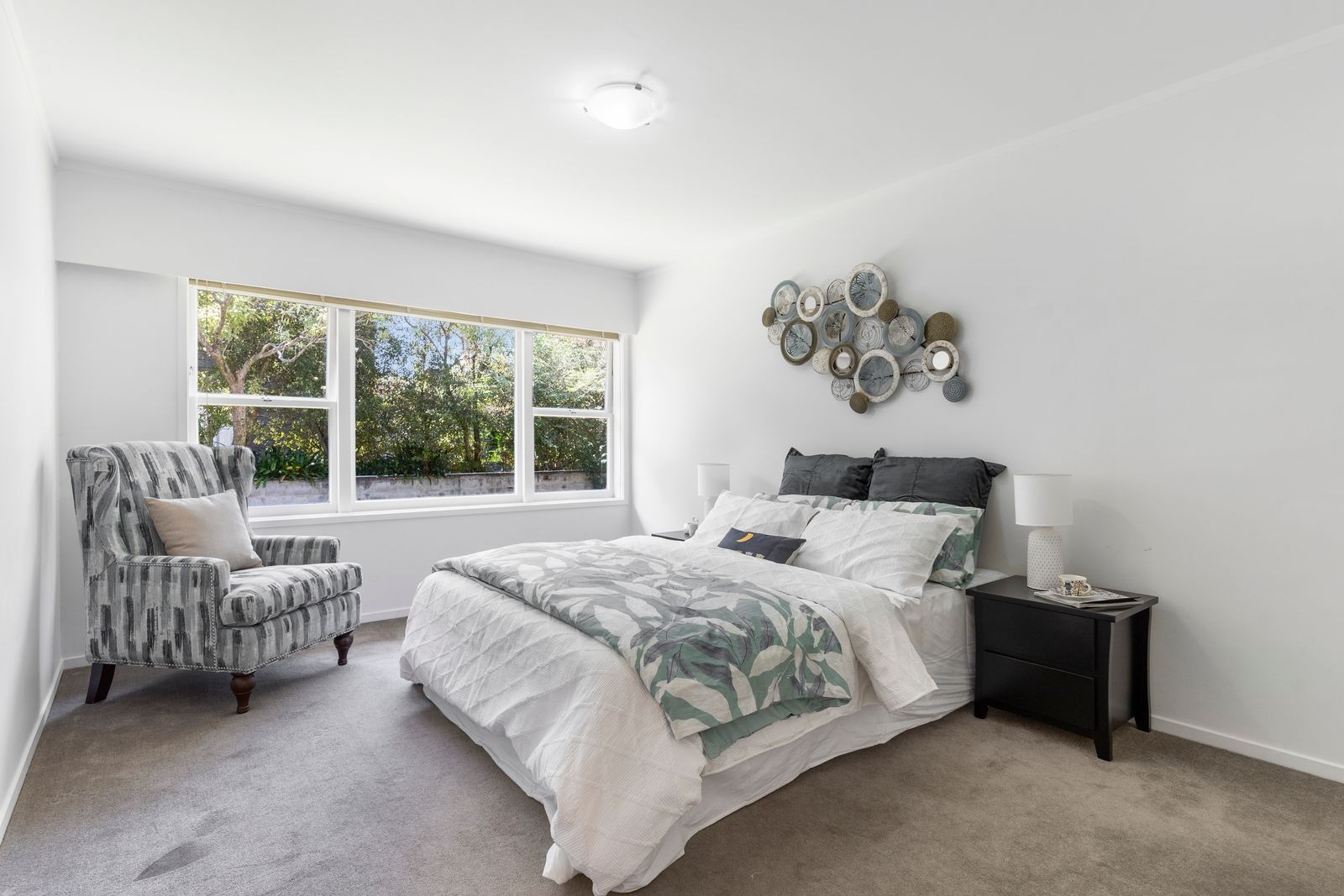 Stylish 2-Bedroom + Study Home in the Heart of Sandringham photo