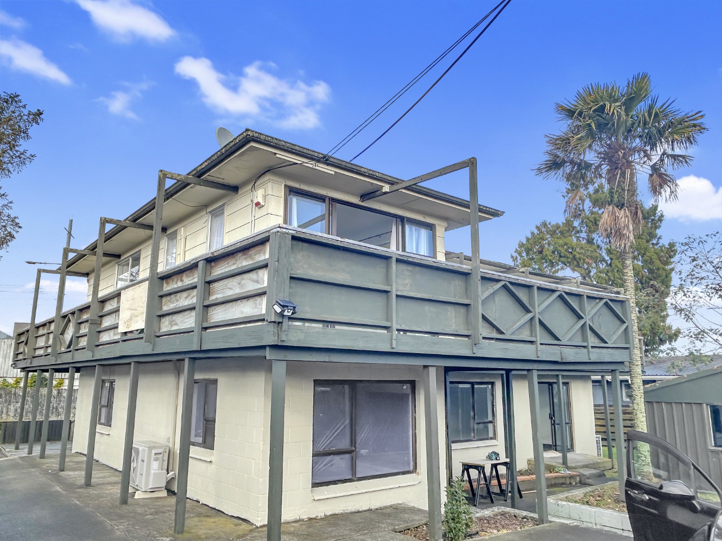 Two bedroom Glen Eden unit! photo