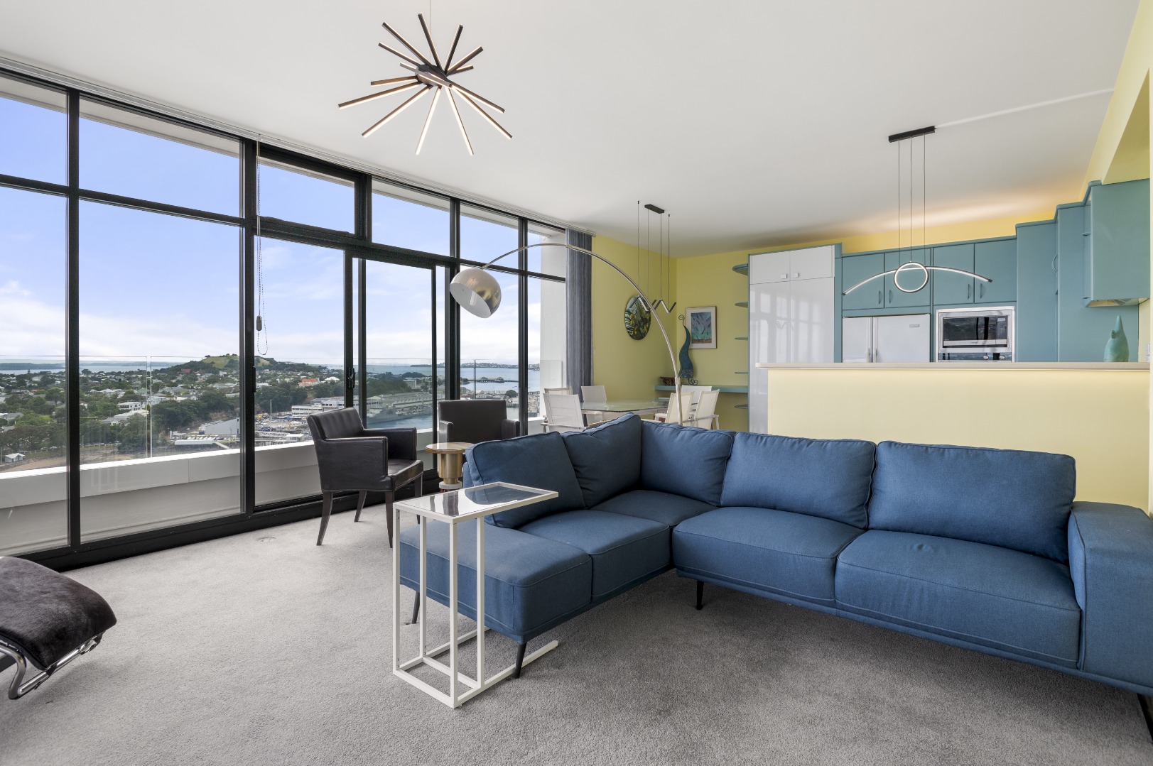 Stunning Two bedroom Devonport Apartment! photo