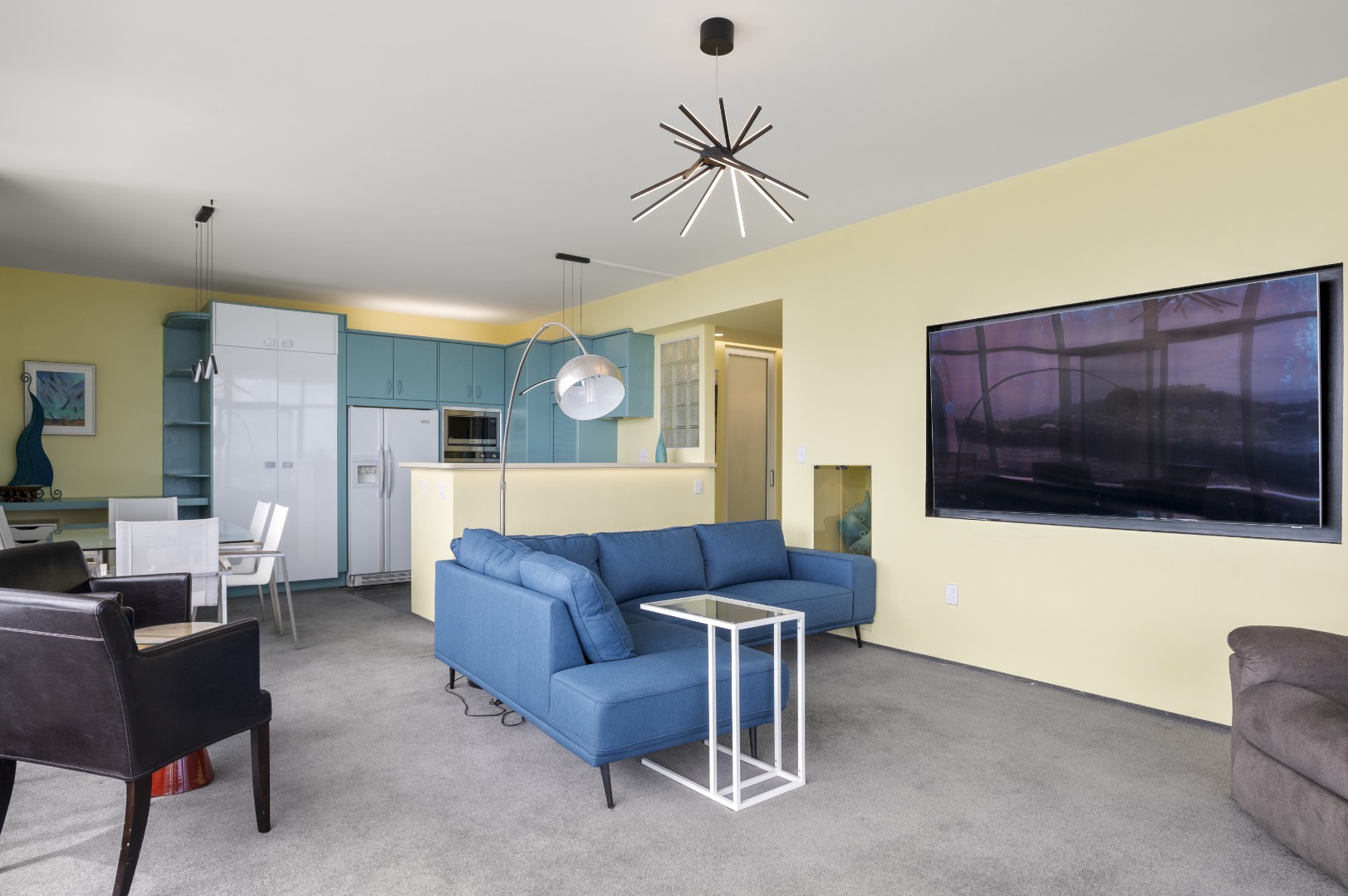 Stunning Two bedroom Devonport Apartment! photo