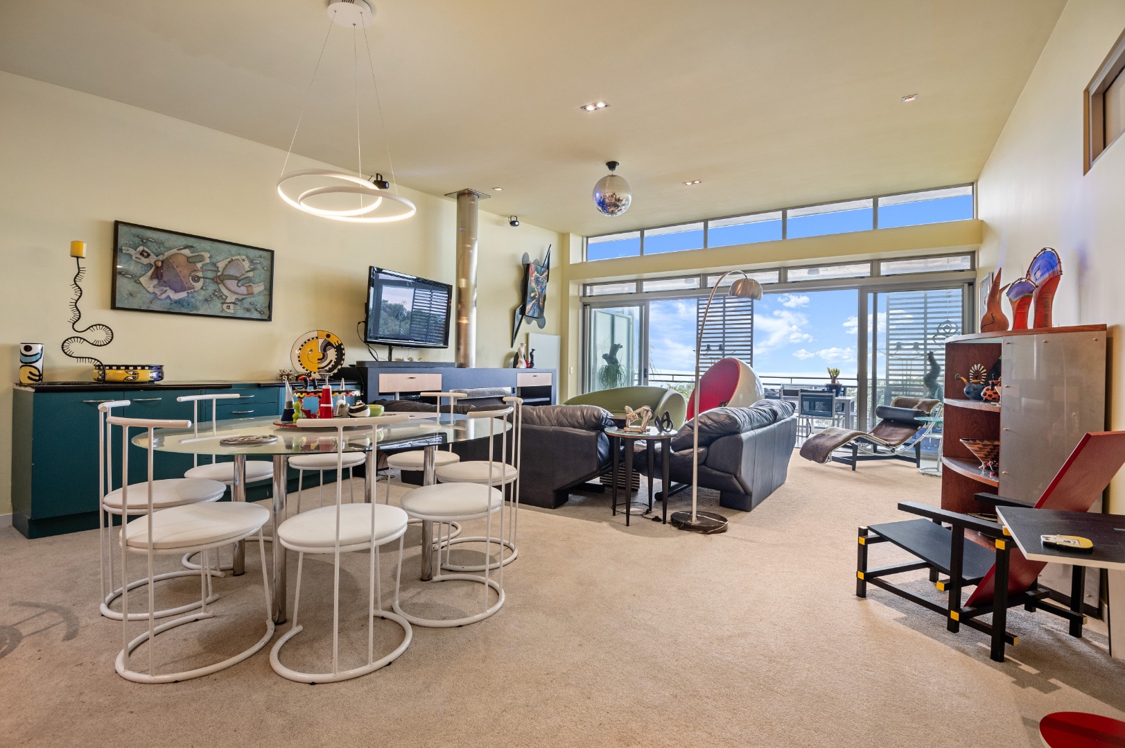 Stunning Beachfront apartment ! photo