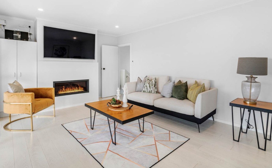 Large Glenfield Family Home with elevated views ! photo