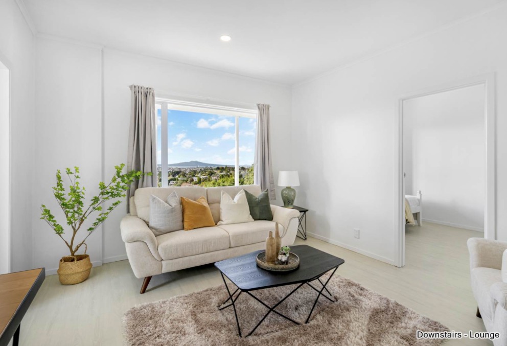 Large Glenfield Family Home with elevated views ! photo