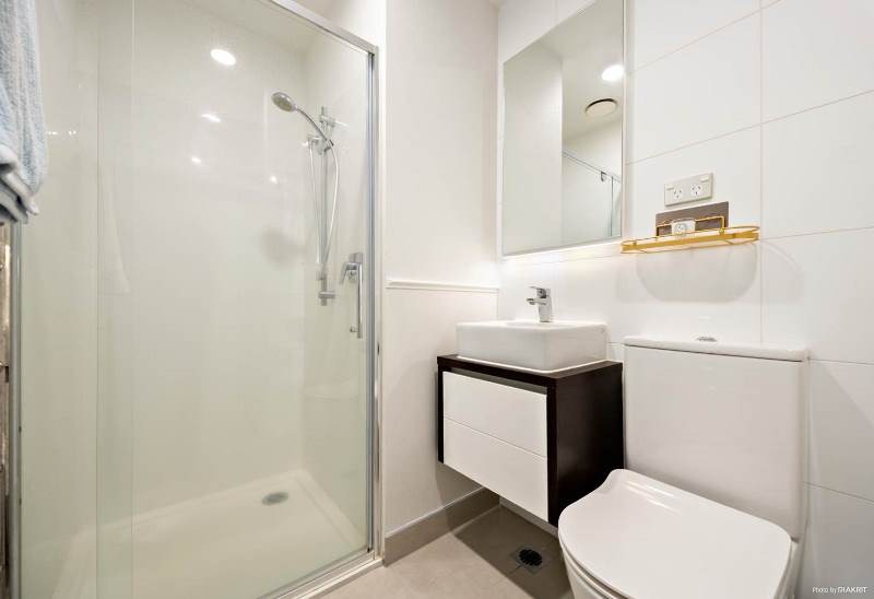 City Centre - One bedroom with walk in wardrobe photo