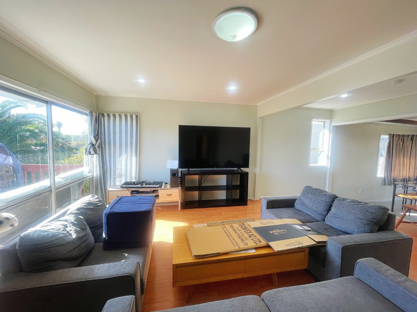 Sunny 3 bedroom plus a study photo