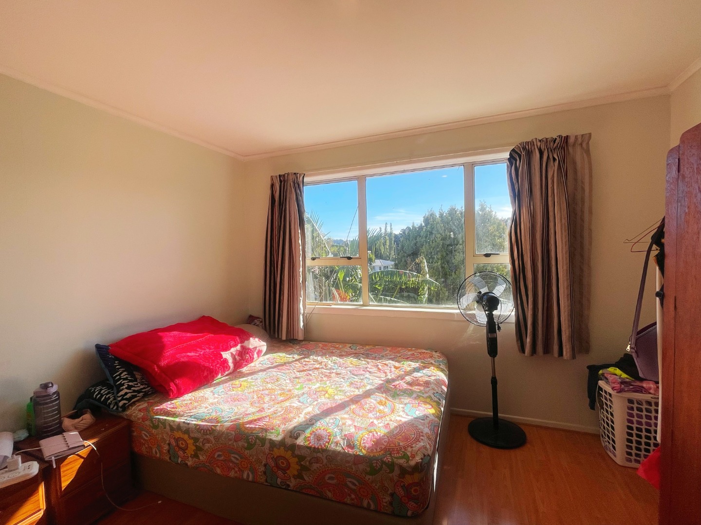 Sunny 3 bedroom plus a study photo