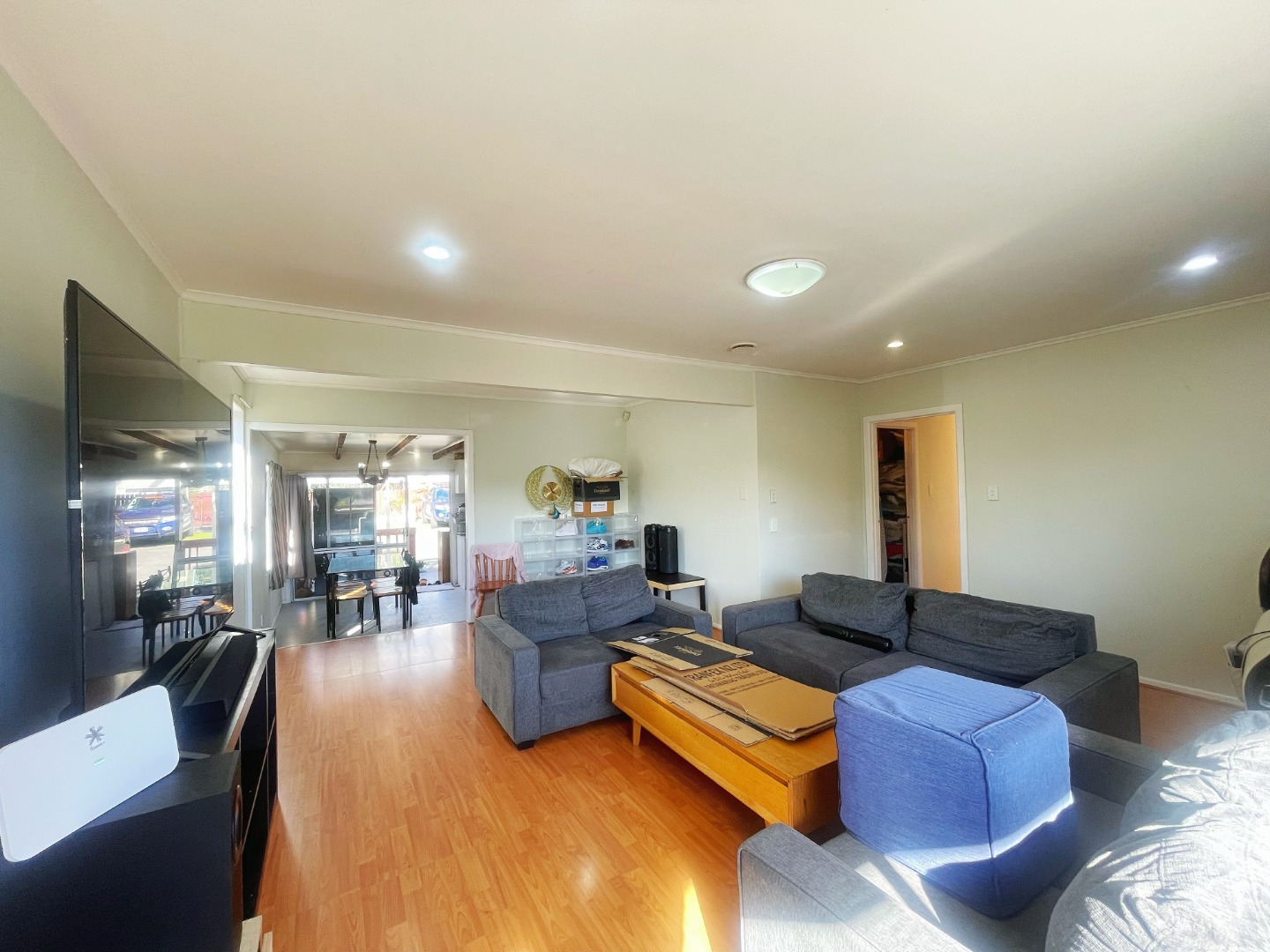 Sunny 3 bedroom plus a study photo