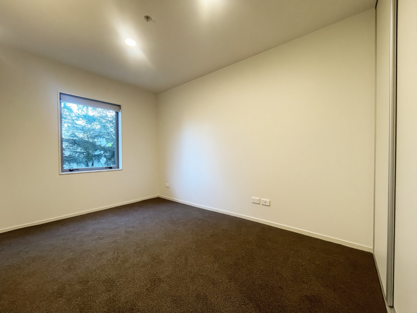 Spacious 2 bedroom apartment next to St Lukes mall  photo