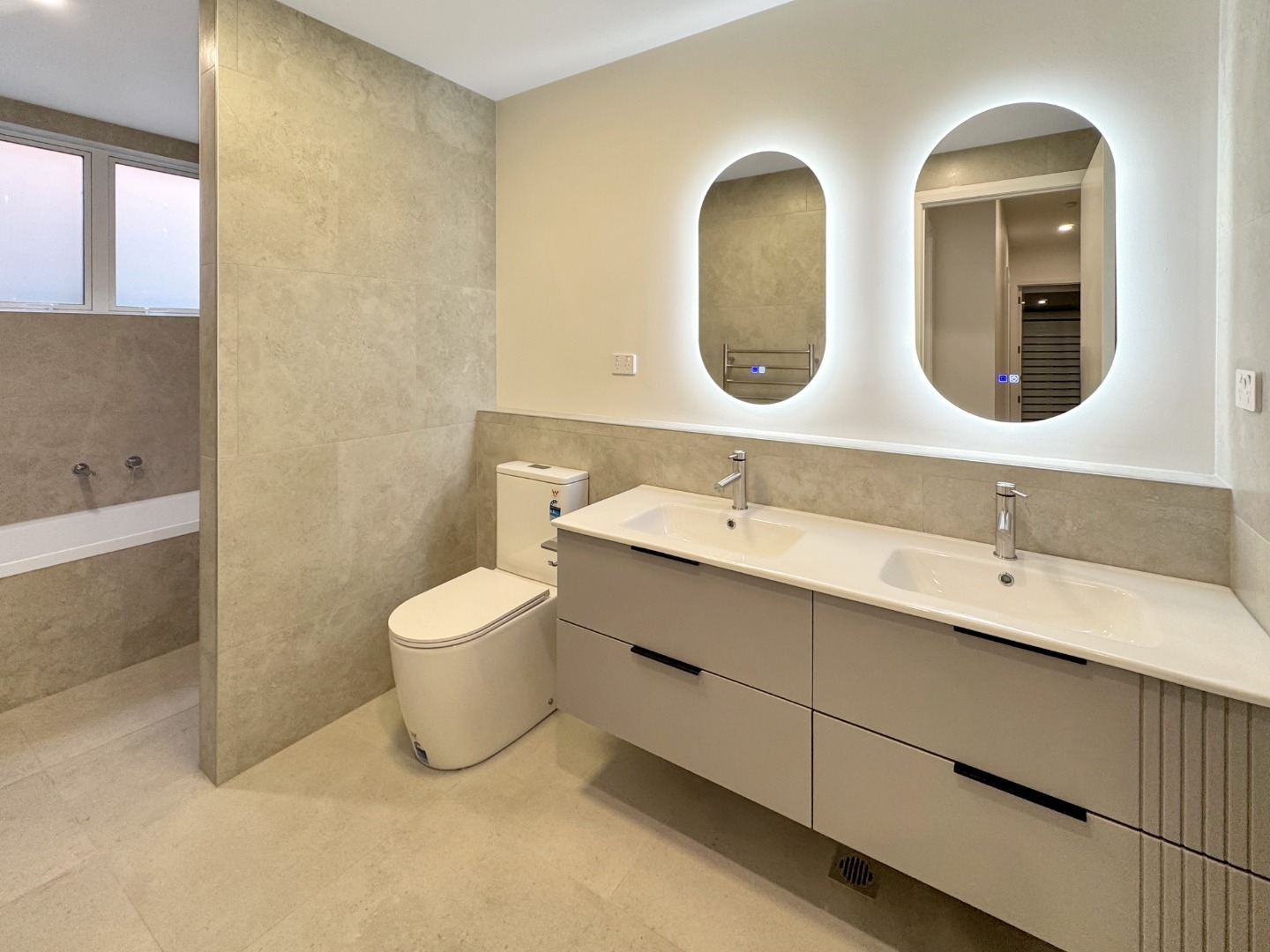 Karaka - 4 Bedrooms with 2.5 Bathrooms  photo