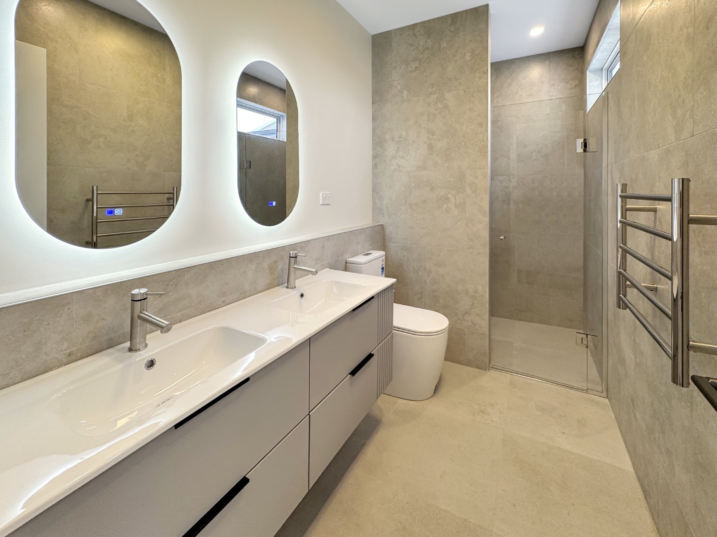 Karaka - 4 Bedrooms with 2.5 Bathrooms  photo