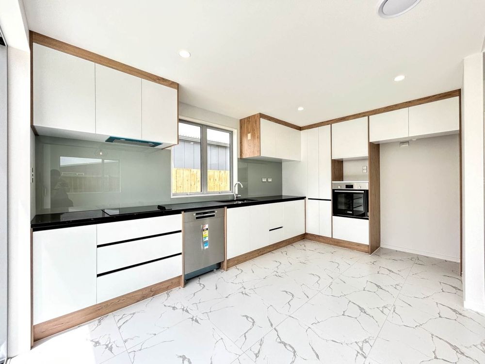 Beautiful Near-New Home – Light-Filled, Modern & Family-Friendly photo