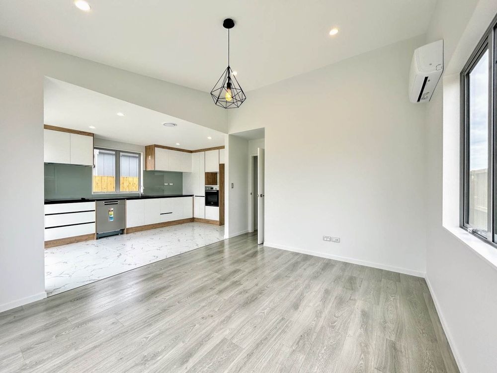 Beautiful Near-New Home – Light-Filled, Modern & Family-Friendly photo