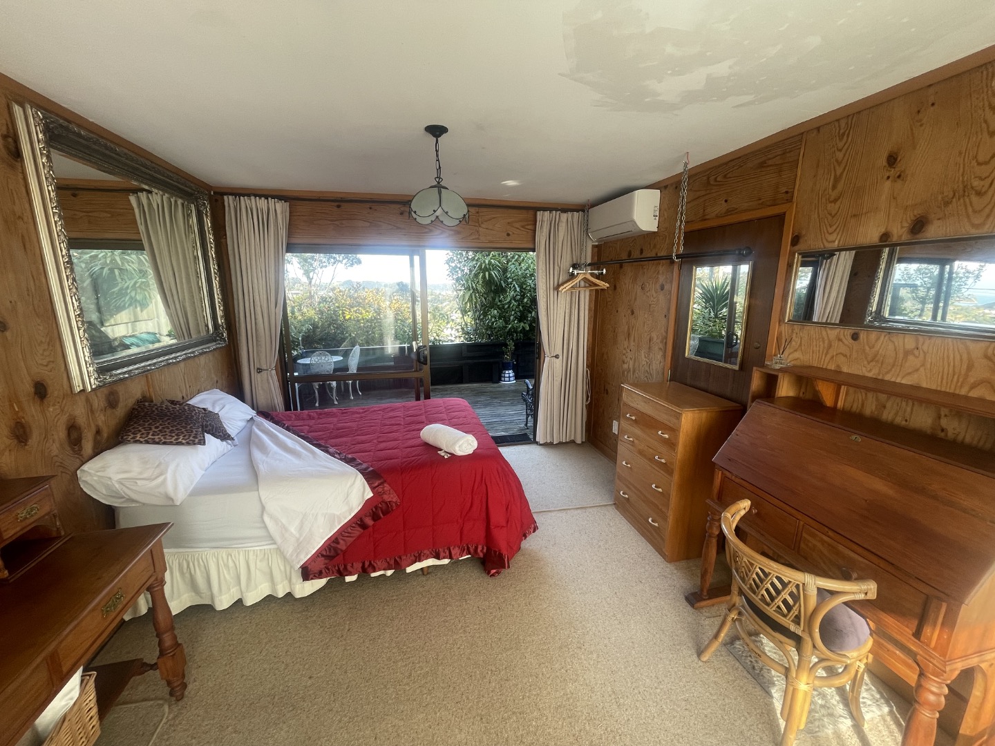 Fully furnished 1 bedroom unit in Oneroa photo