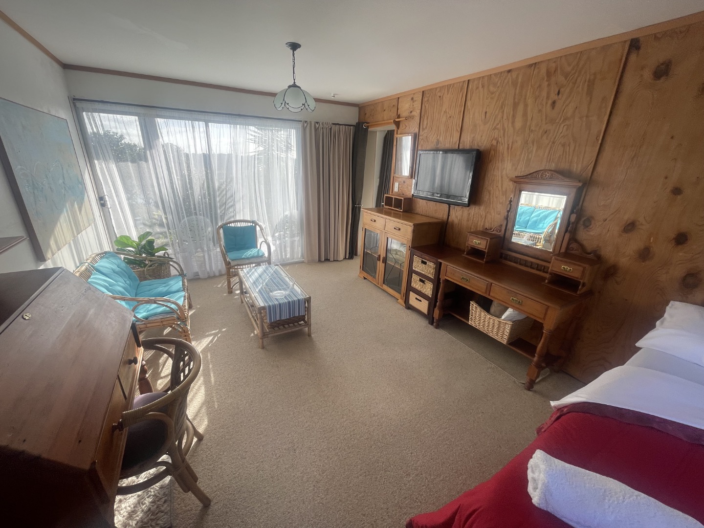 Fully furnished 1 bedroom unit in Oneroa photo