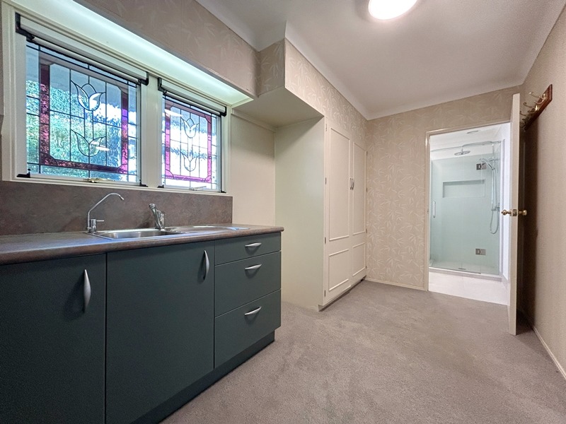 EPSOM - Charismatic home in royal DGZ location  photo