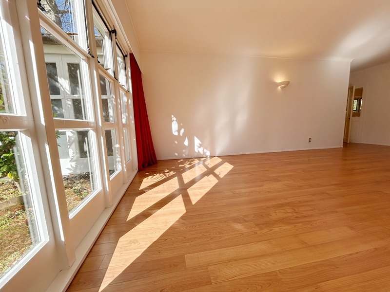 EPSOM - Charismatic home in royal DGZ location  photo