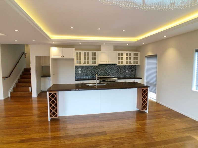 Fairview Heights-Large 5 Bedrooms Family house photo