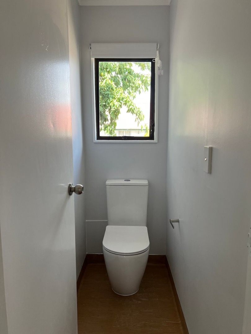 Sunny & Renovated 2-Bedroom Home – Private Backyard in Papakura photo