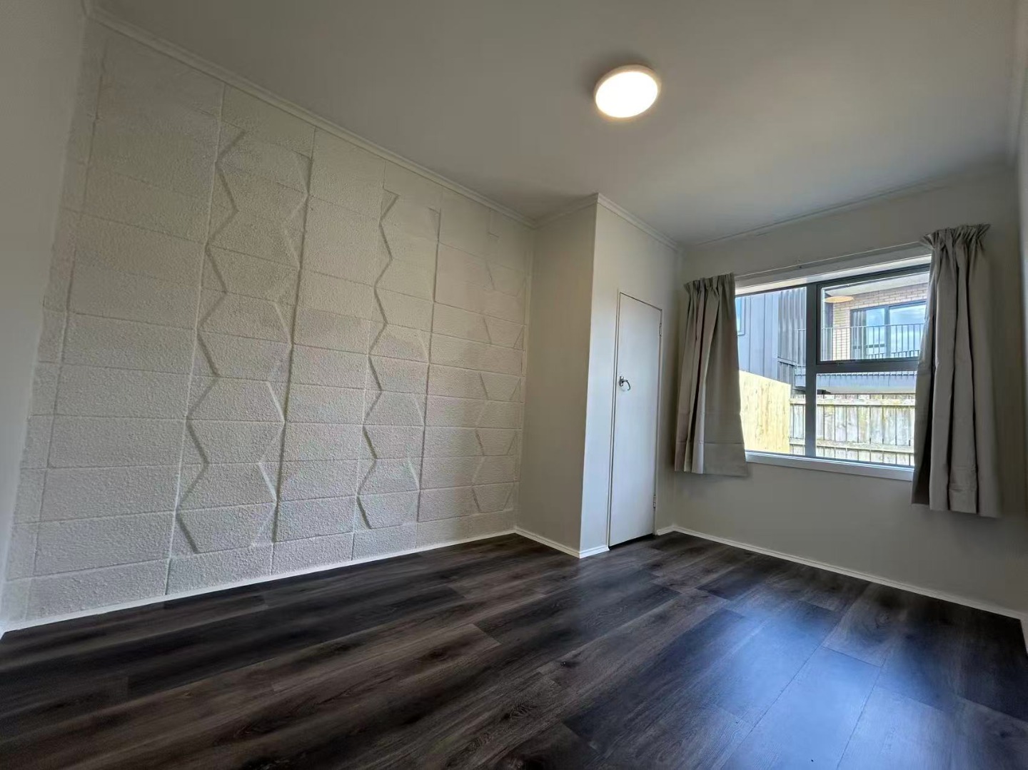 Newly Renovated – Prime Location near Sylvia Park photo
