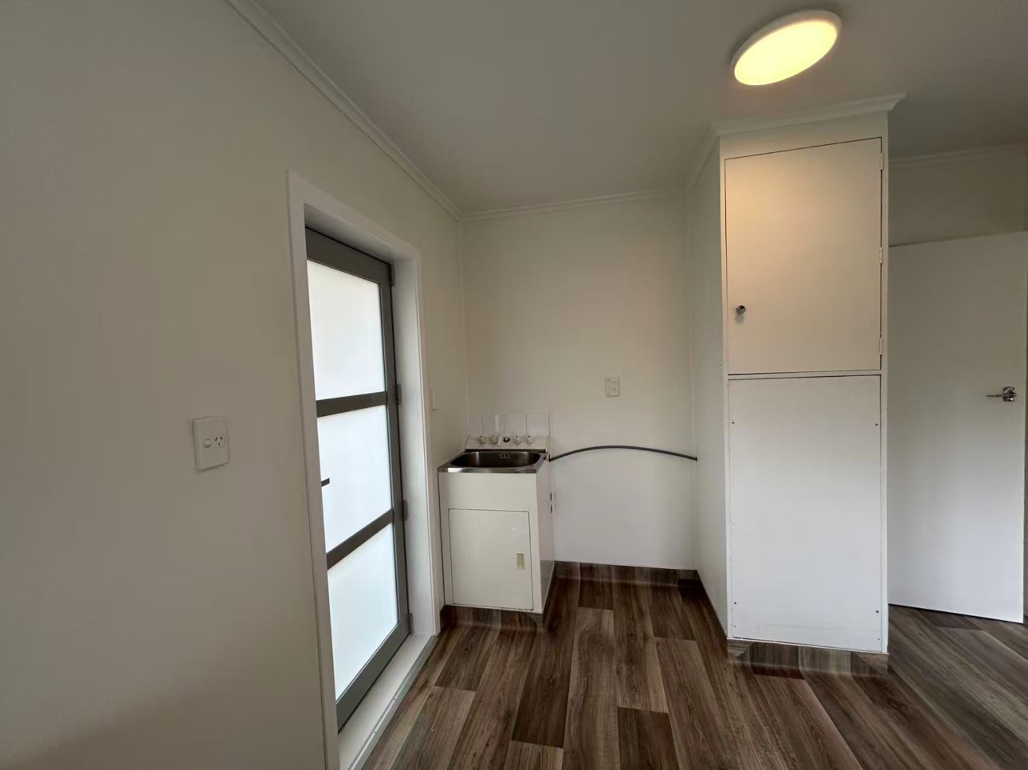 Newly Renovated – Prime Location near Sylvia Park photo