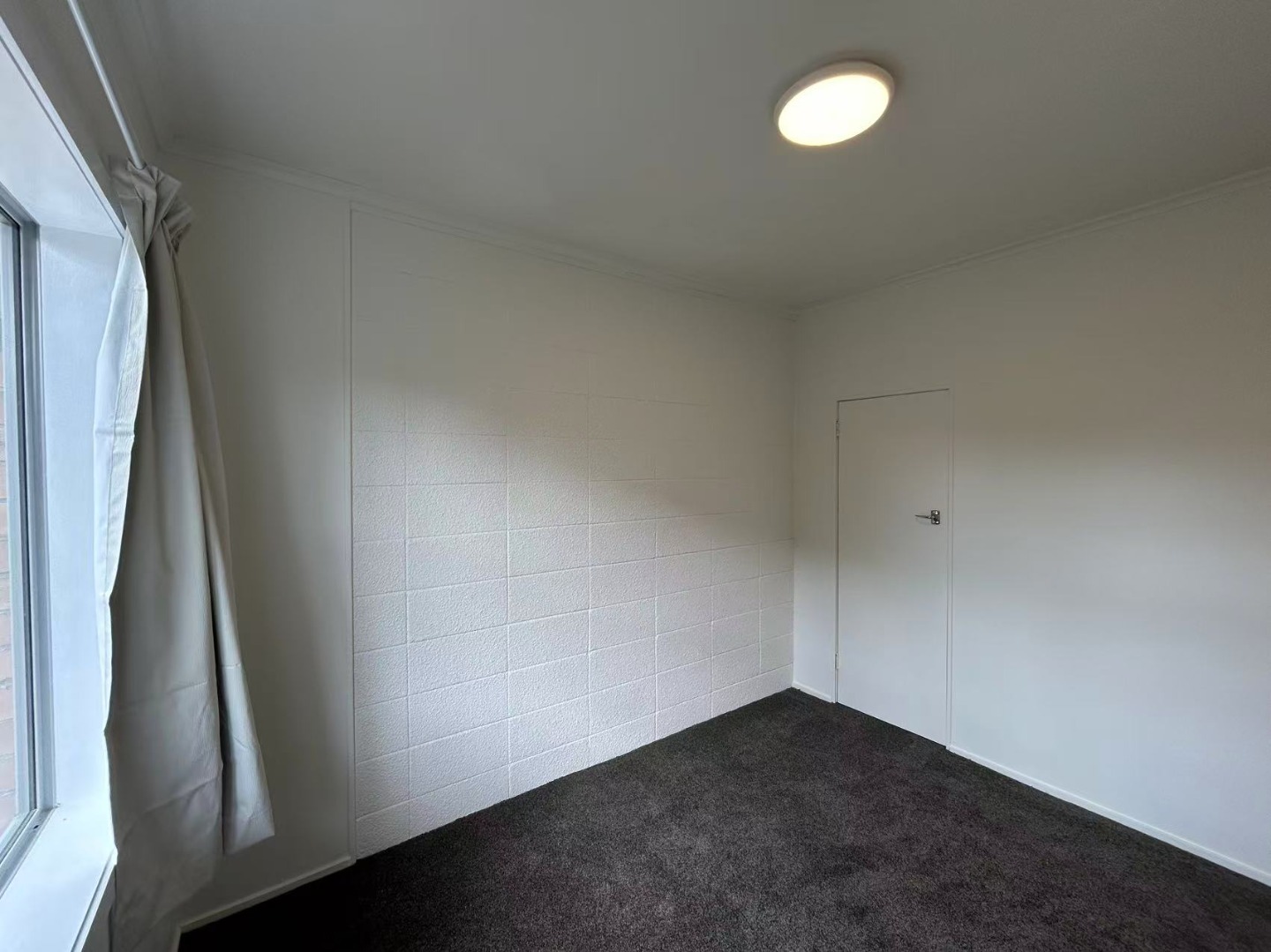 Newly Renovated – Prime Location near Sylvia Park photo