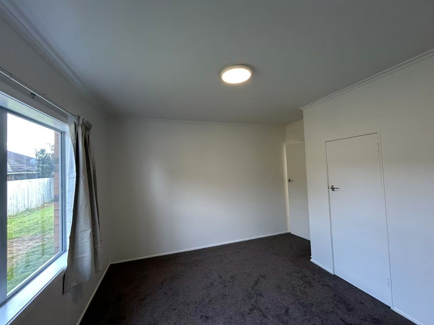 Newly Renovated – Prime Location near Sylvia Park photo
