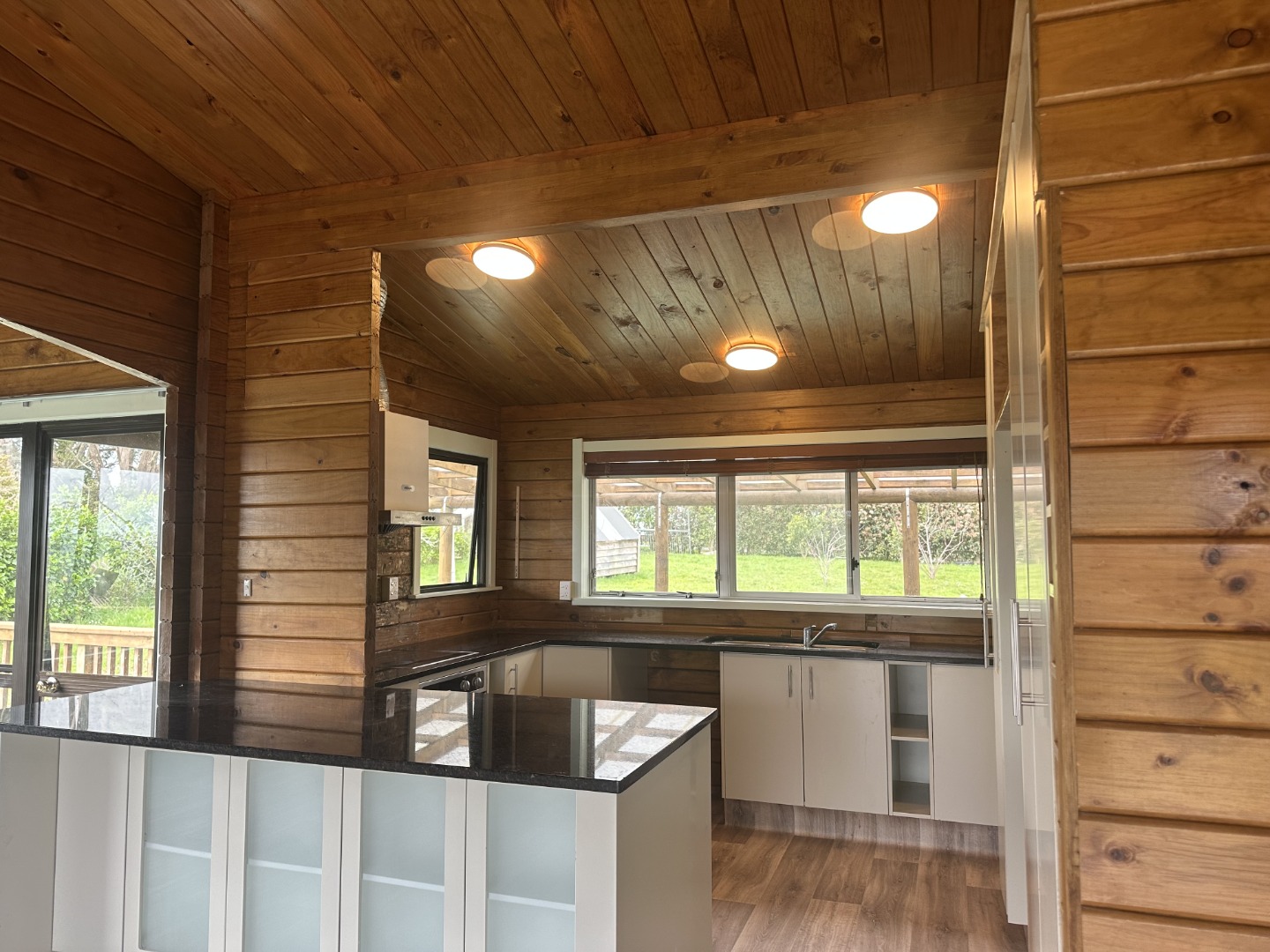 Spacious 4-Bedroom Family Home in Henderson Valley photo