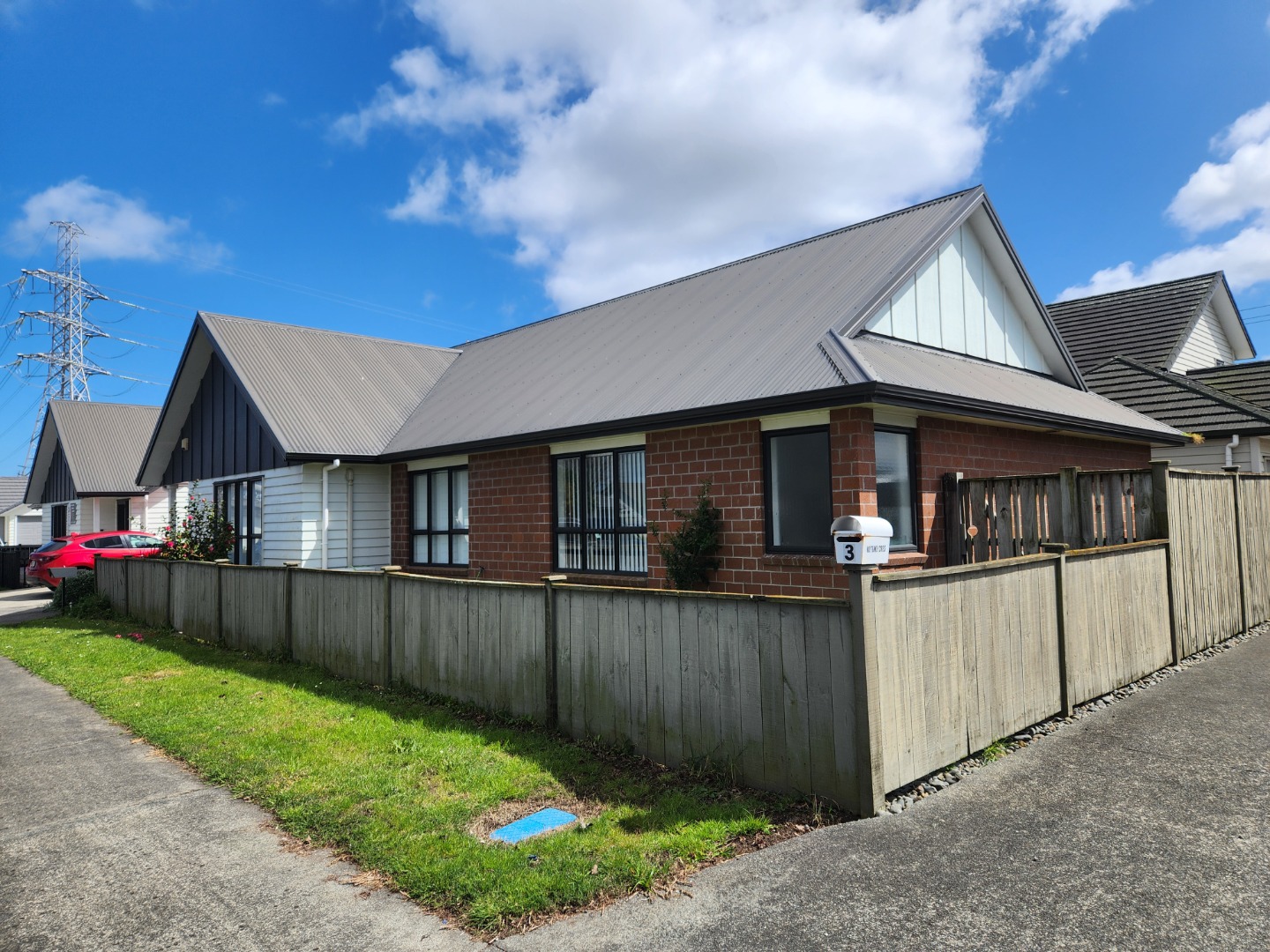Takanini - Modern 4 Bedroom Home photo