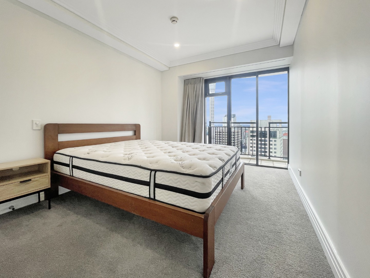 Newly renovated furnished 2 bedroom Apartment!! photo