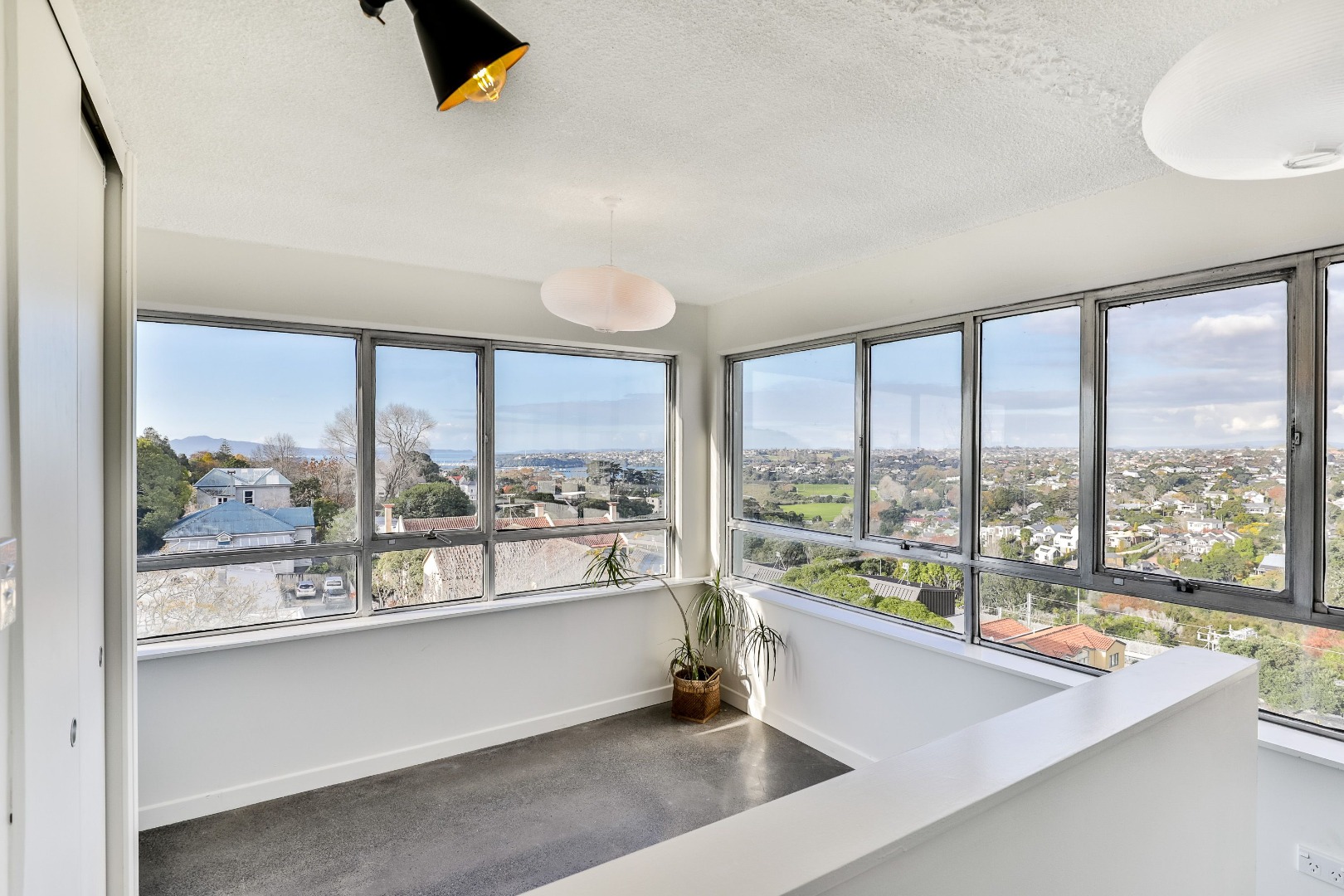Stylish, Sunny, and Superbly Located Studio photo