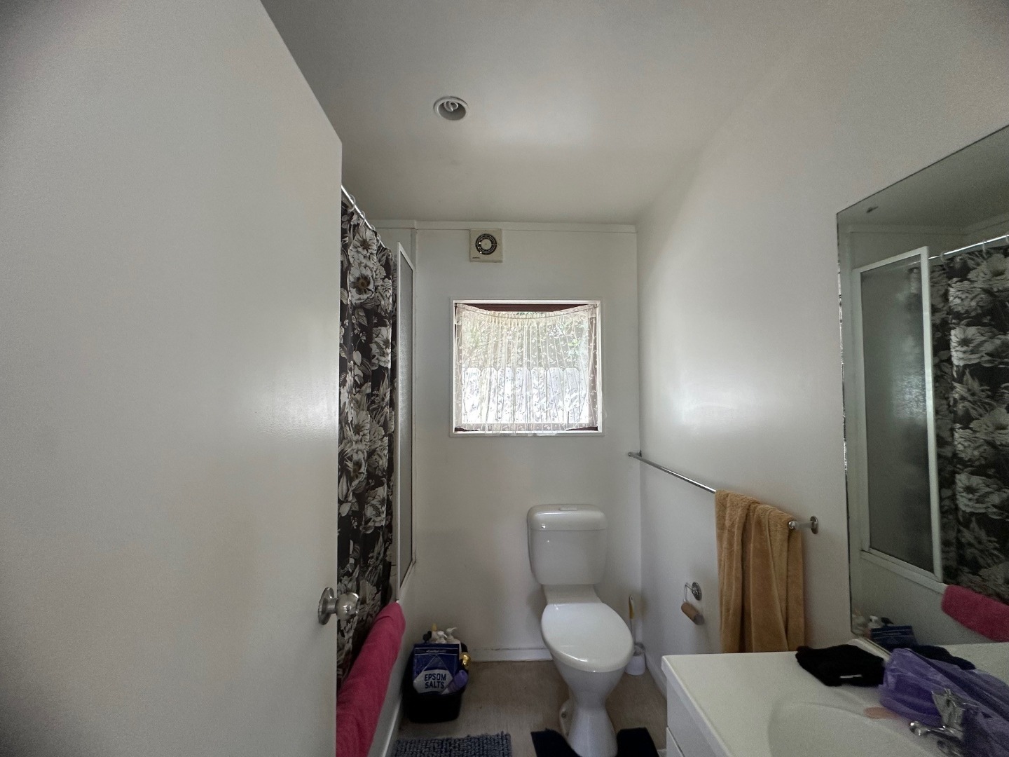 Cozy 3-Bedroom Family Home  photo