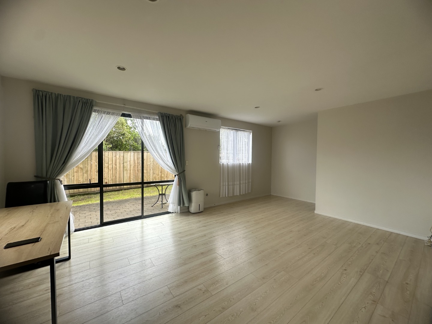 Contemporary 3-Bedroom Townhouse for Rent in Northcross photo