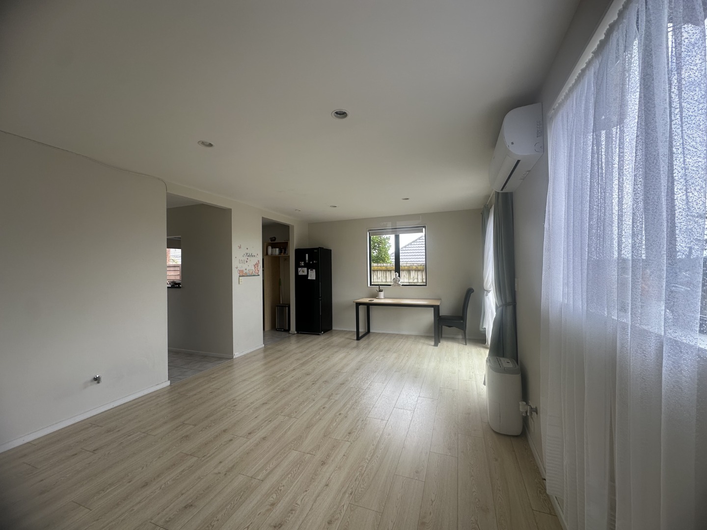 Contemporary 3-Bedroom Townhouse for Rent in Northcross photo