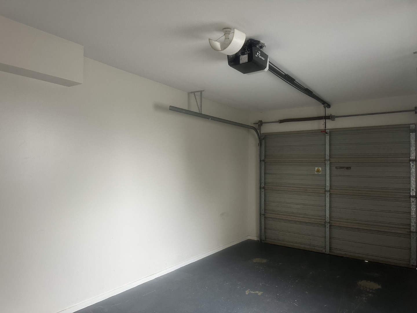 Contemporary 3-Bedroom Townhouse for Rent in Northcross photo
