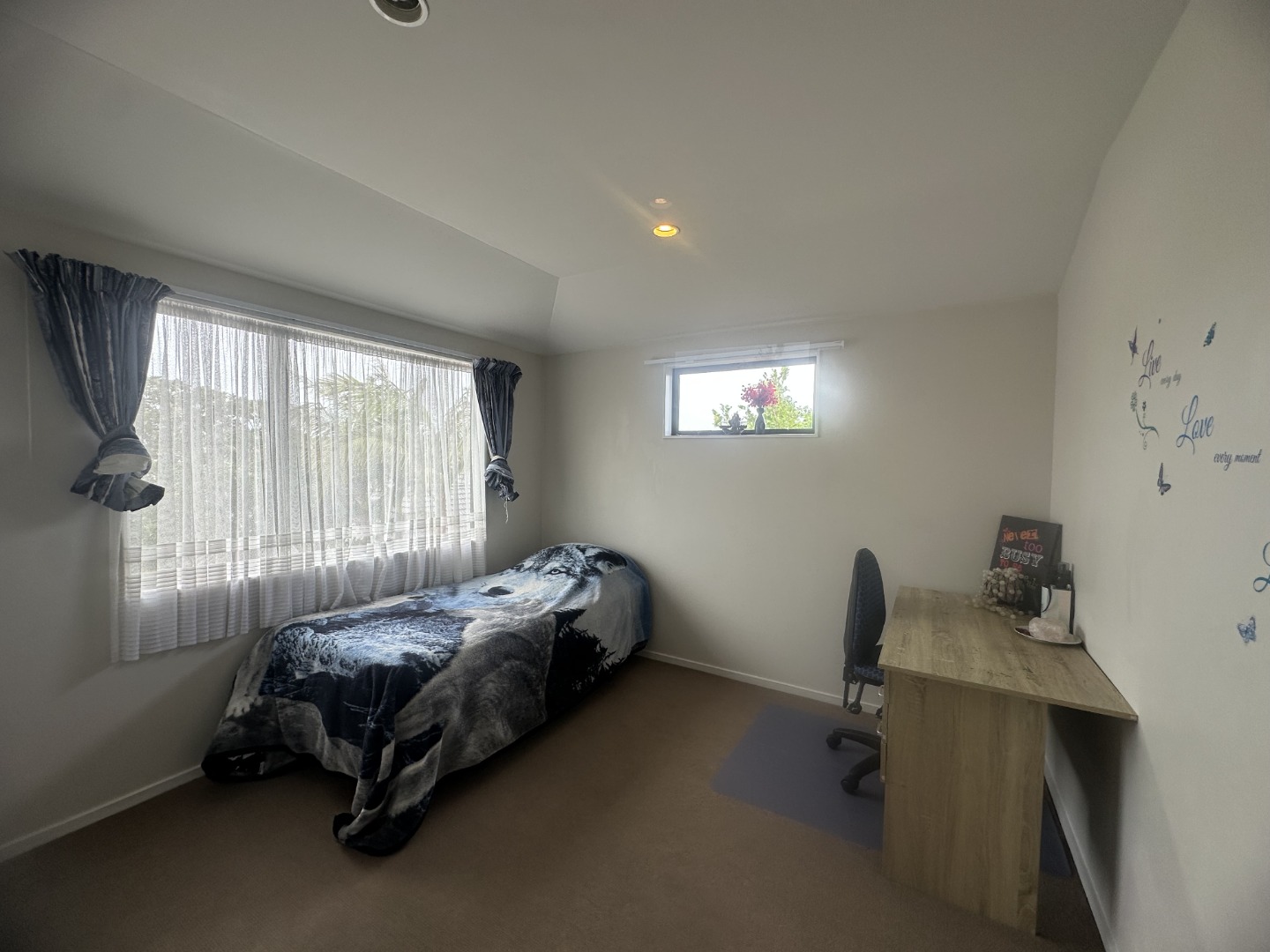 Contemporary 3-Bedroom Townhouse for Rent in Northcross photo