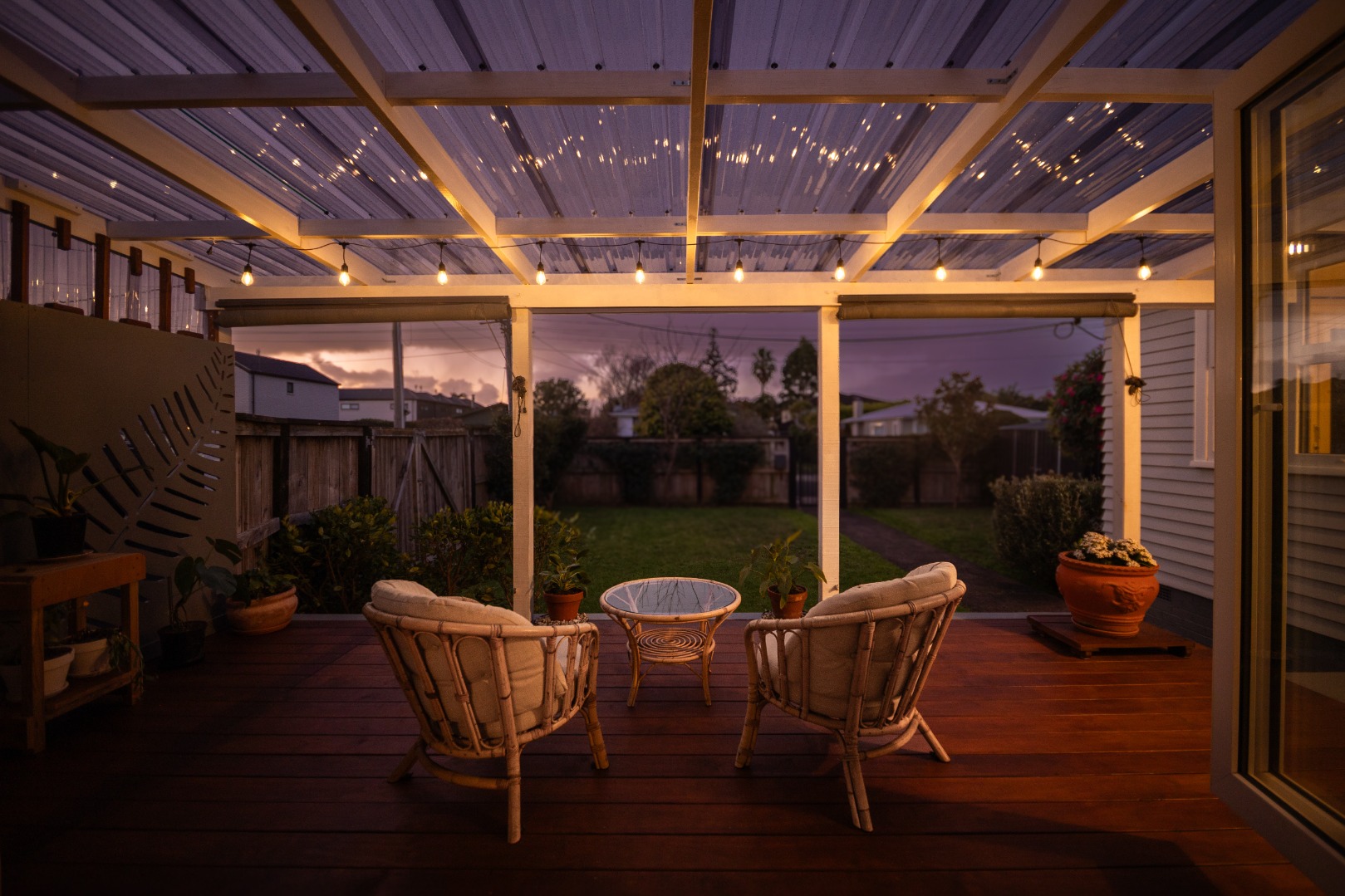 Sunny beautifully renovated 3 bedroom family home photo