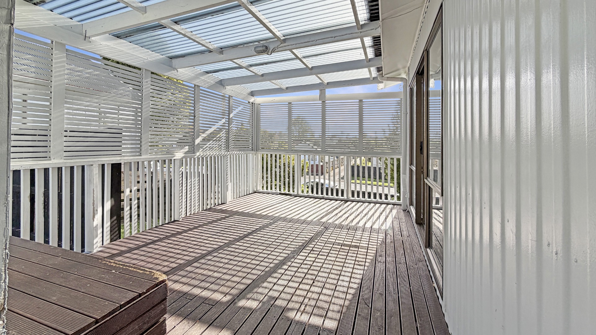 RANDWICK PARK - 3Brm + Rec room + Office + Covered Deck/BBQ area photo