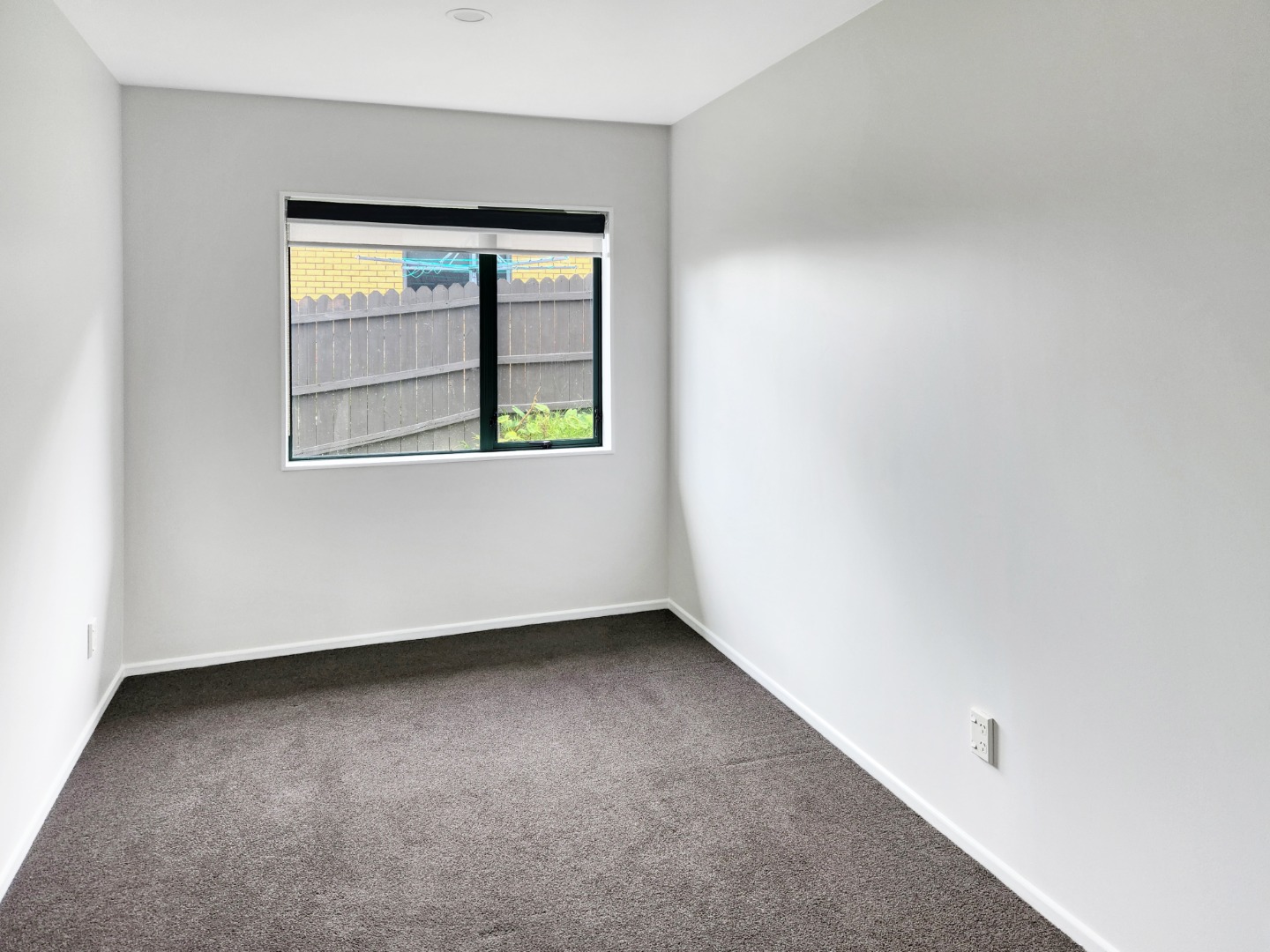 Manukau Heights - 4 brm, 2 bathroom photo