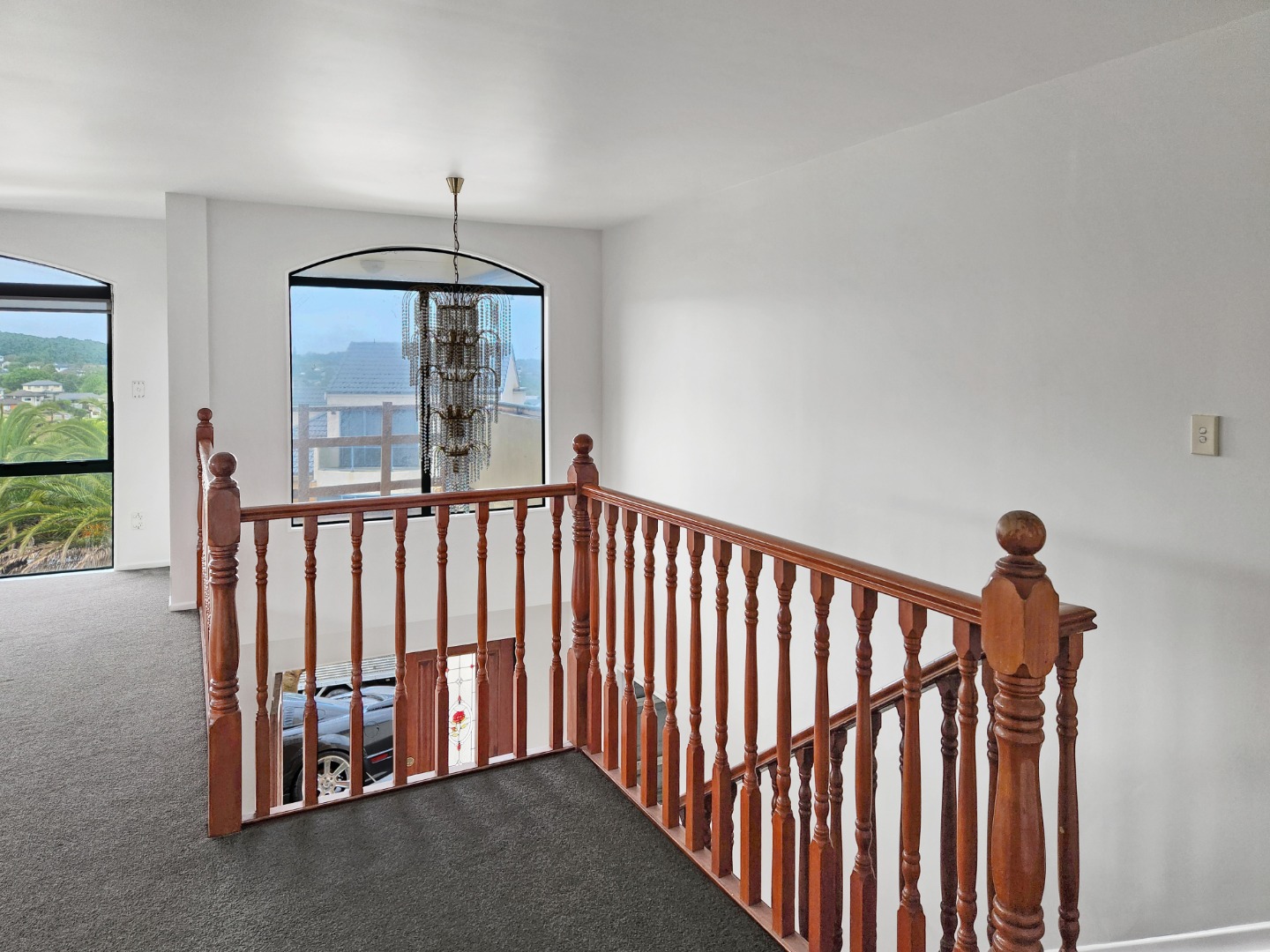 Manukau Heights - 4 brm, 2 bathroom photo