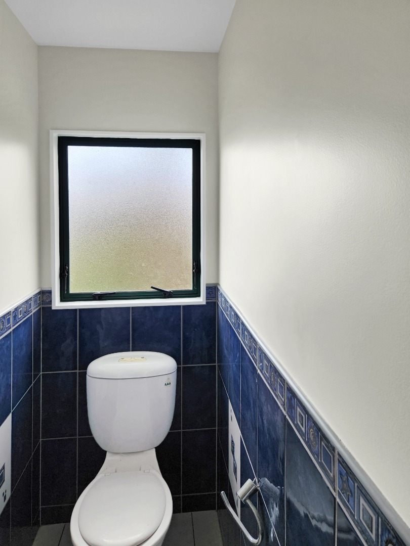 Manukau Heights - 4 brm, 2 bathroom photo