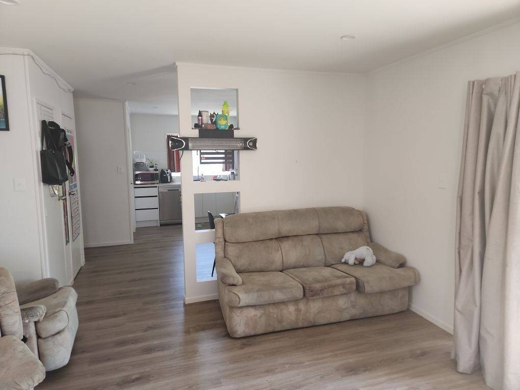 Weymouth - 3 Bedroom Home With Spacious Section photo