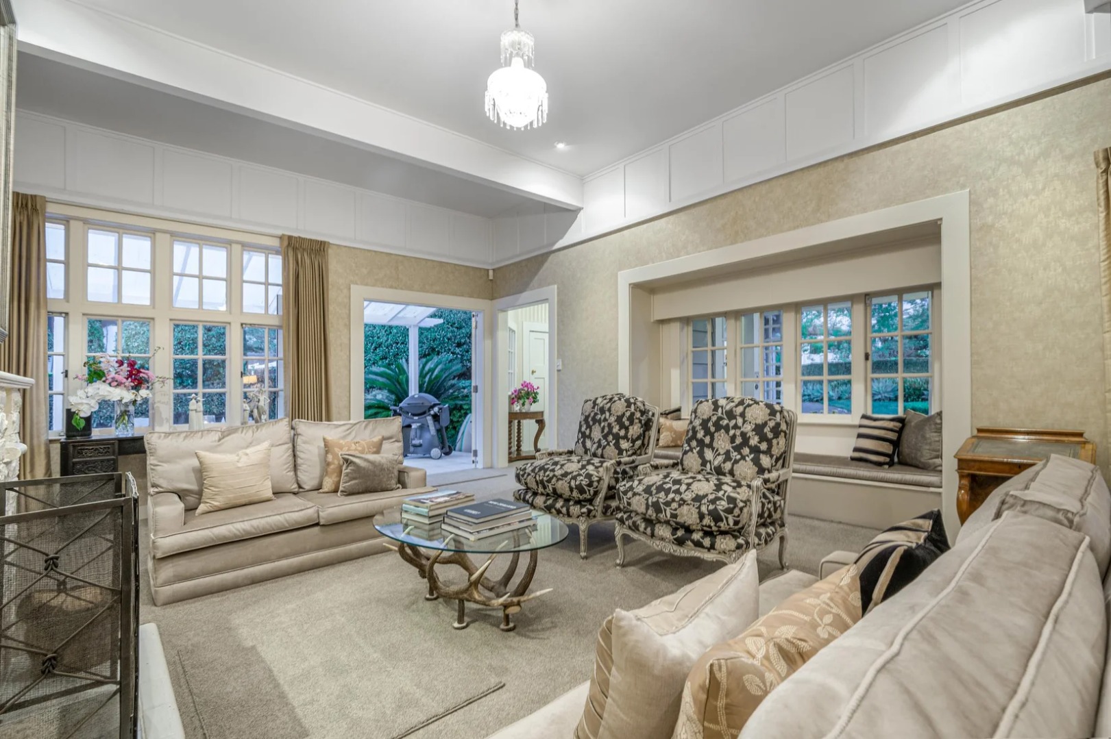 REMUERA - 4 Bedrooms Big House  photo