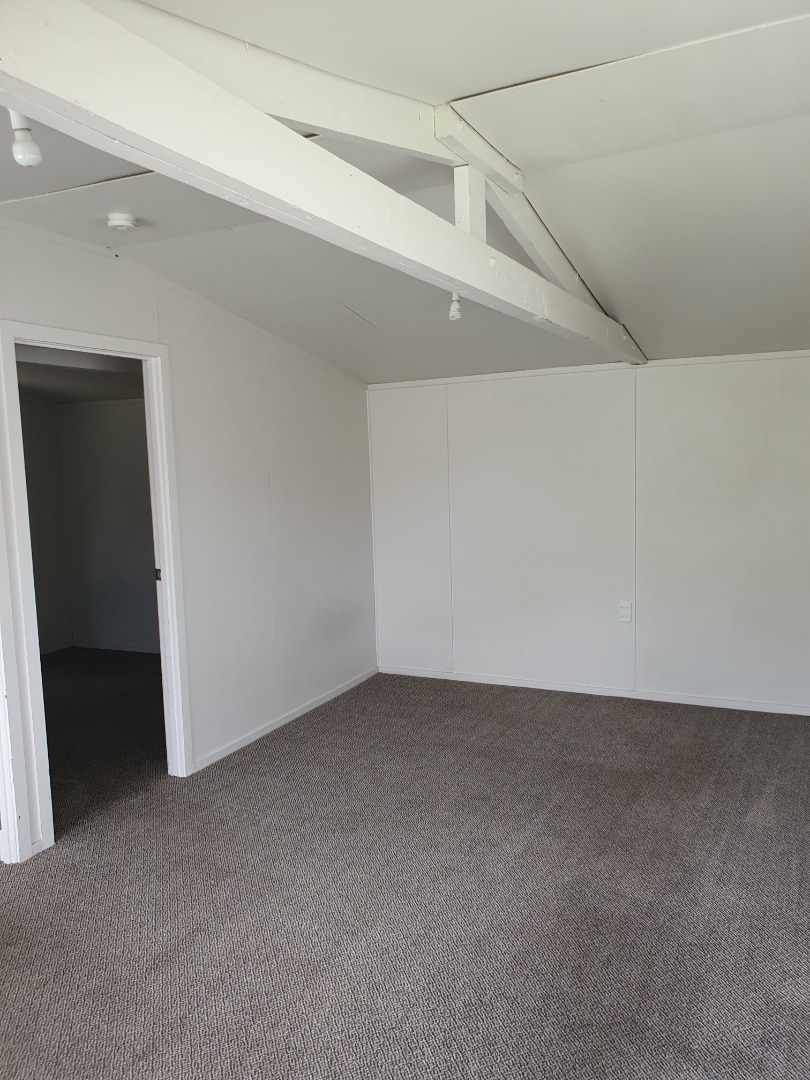 MANUREWA - Puriri Road photo