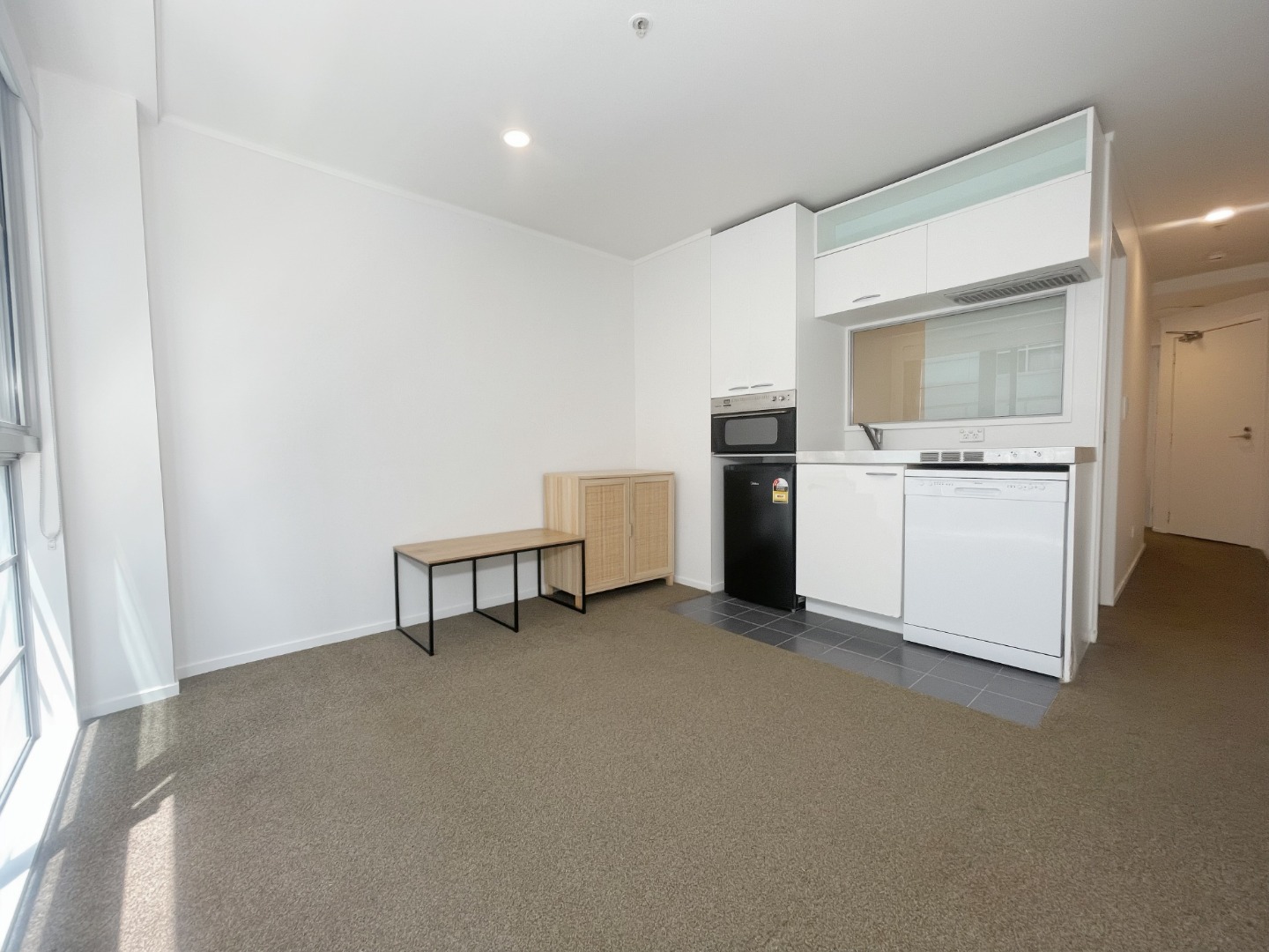 Cozy two bedroom apartment in The Altitude photo